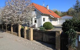 Idyllicprague Cherry Tree Cottage